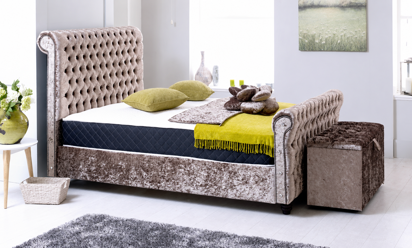 Barker Chesterfield Bed - Image 3